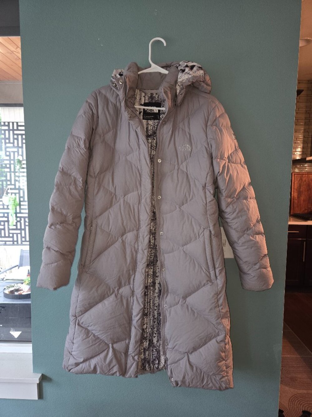 The North Face Women Metropolis Parka Jacket 550 Grey